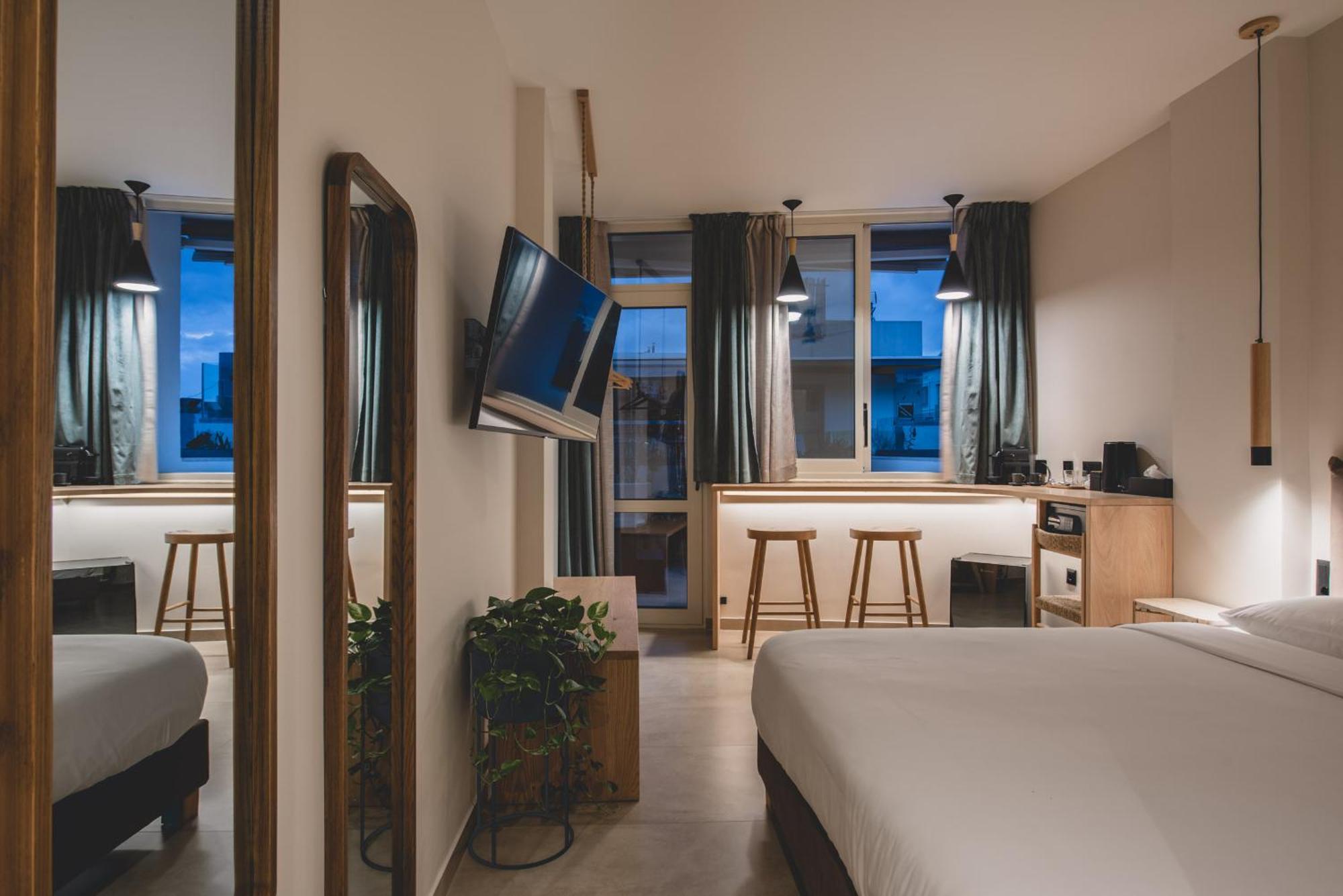 Living Stone Condo Hotel Athena Bagian luar foto