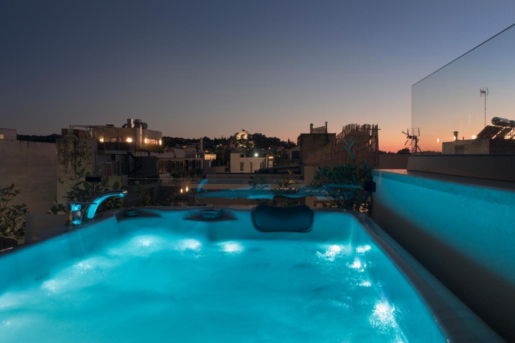 Living Stone Condo Hotel Athena Bagian luar foto